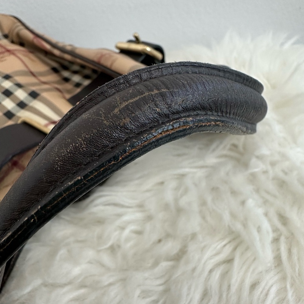 💯Authentic BURBERRY Haymarket Check Medium Walden Belted Hobo Bag🍀 - Picture 13 of 17